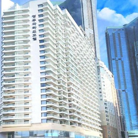 Busan Yeongmu Parade Hotel Haeundae Beach エクステリア 写真