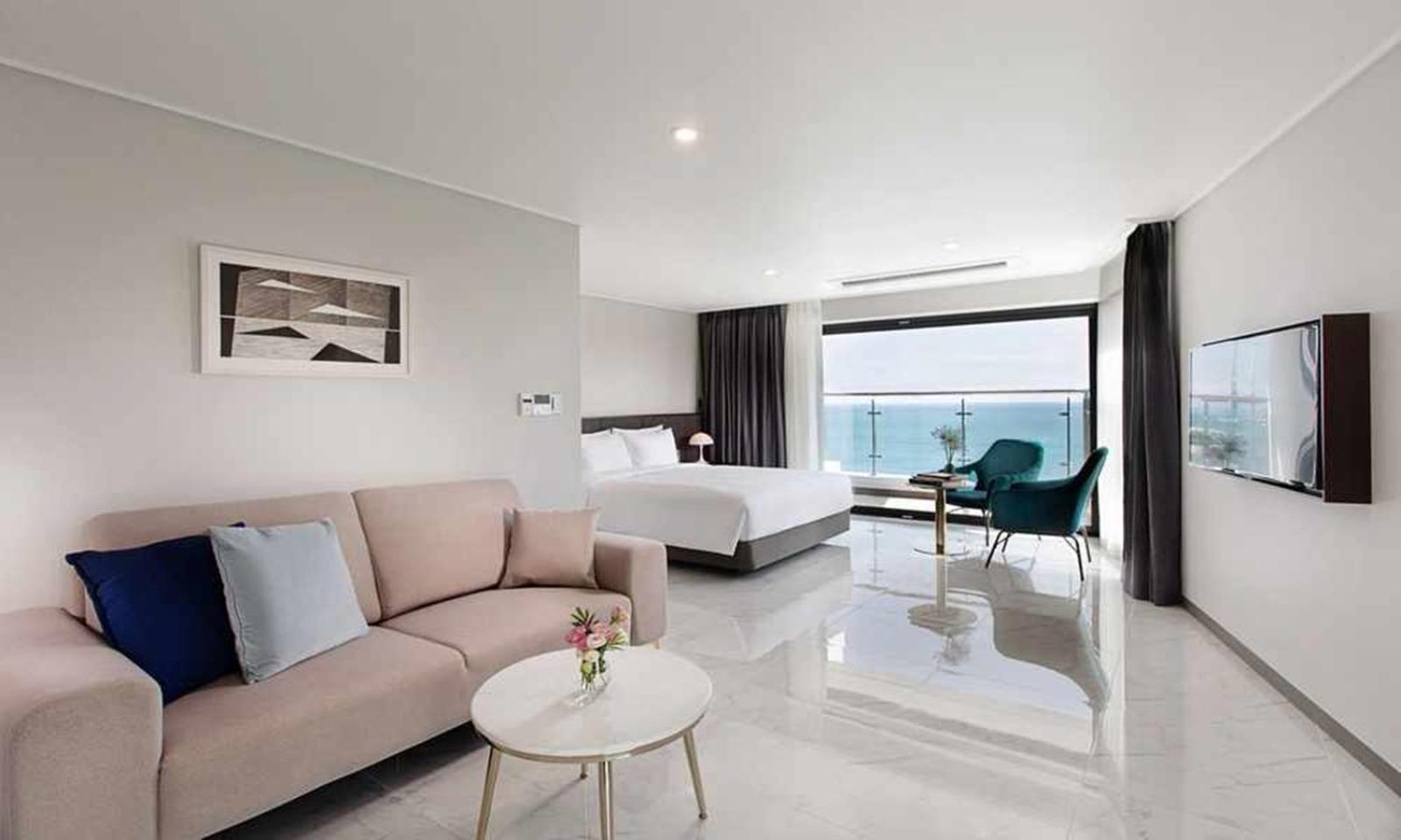 Busan Yeongmu Parade Hotel Haeundae Beach エクステリア 写真