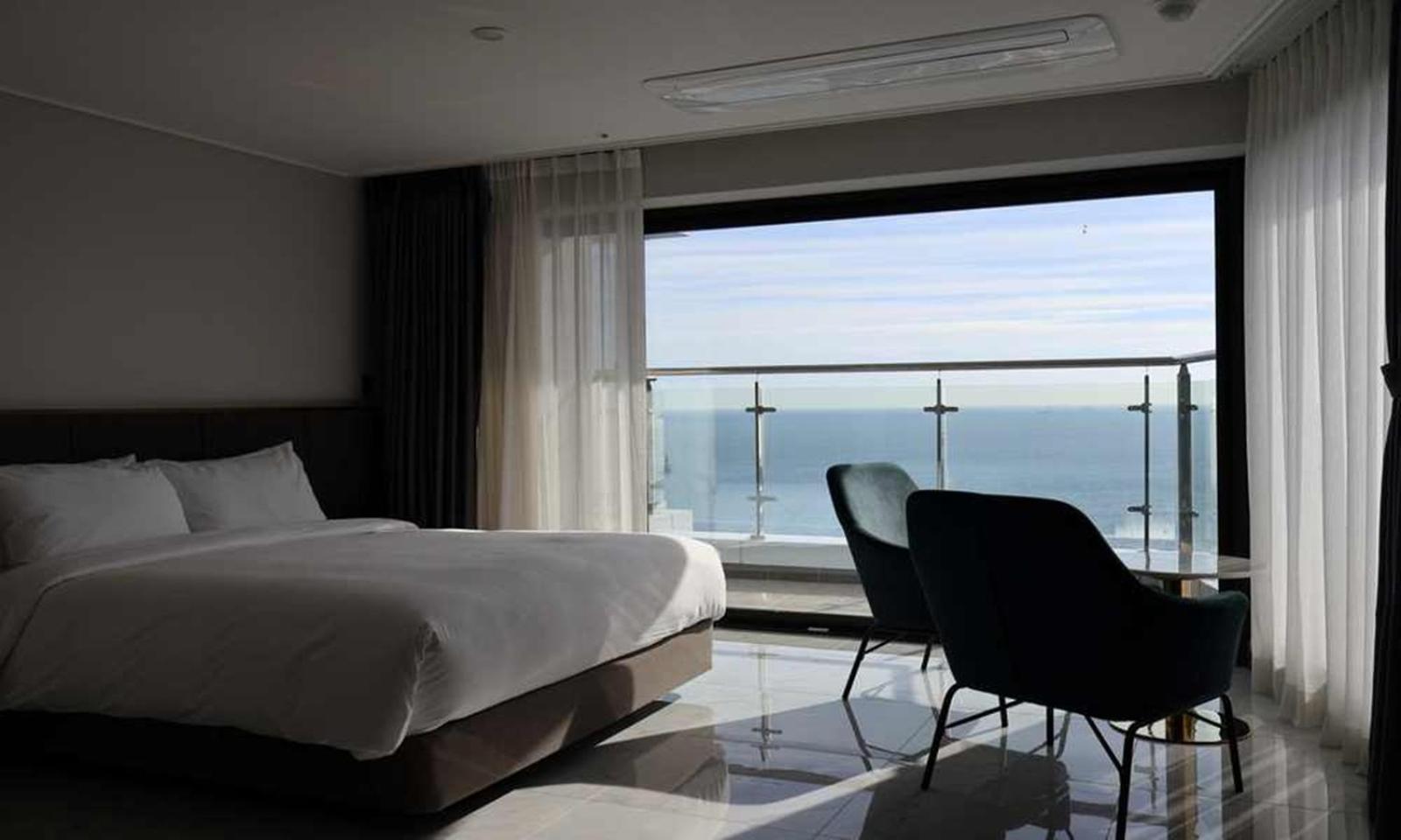 Busan Yeongmu Parade Hotel Haeundae Beach エクステリア 写真